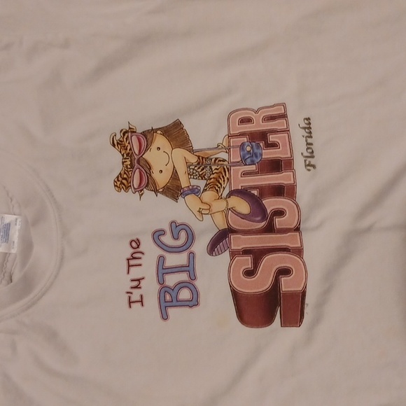 Free Add-on White "Big Sister" Tee - Size M (Youth) - Picture 2 of 6